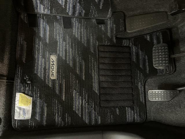 ムーヴＸ　ＶＳ／１年間走行距離無制限保証／認定中古車／シートリフタ１年間走行距離無制限保証　マニュアルエアコン　ＡＵＸ端子付きＣＤ／ＭＤチューナー　ＭＯＭＯ社製革巻きステアリング　チルトステアリング　運転席シートリフター　キーフリー　トップシェイドガラス（大阪府）の中古車