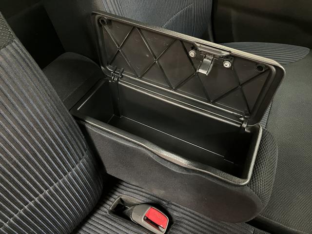 ムーヴＸ　ＶＳ／１年間走行距離無制限保証／認定中古車／シートリフタ１年間走行距離無制限保証　マニュアルエアコン　ＡＵＸ端子付きＣＤ／ＭＤチューナー　ＭＯＭＯ社製革巻きステアリング　チルトステアリング　運転席シートリフター　キーフリー　トップシェイドガラス（大阪府）の中古車