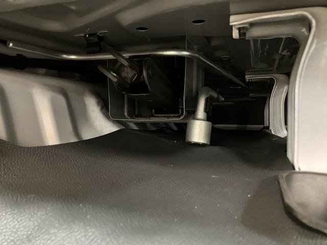 ハイゼットカーゴスペシャル／１年間走行距離無制限保証／車検整備付／認定中古車１年間走行距離無制限保証　車検整備付　純正フルセグナビ　ＥＴＣ　ハイルーフ　両席エアバック　両側スライドドア　ハロゲンヘッドライト　パワードアロック（大阪府）の中古車