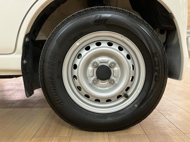 ハイゼットカーゴスペシャル／１年間走行距離無制限保証／車検整備付／認定中古車１年間走行距離無制限保証　車検整備付　純正フルセグナビ　ＥＴＣ　ハイルーフ　両席エアバック　両側スライドドア　ハロゲンヘッドライト　パワードアロック（大阪府）の中古車