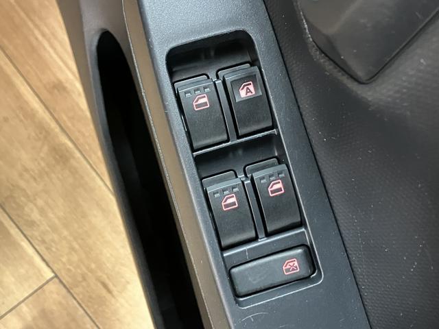 ミライースL SAIII/サポカーSワイド適合/1年保証/車検整備付/1年間走行距離無制限保証 車検整備付 社外品1DINタイプCDチューナー キーレスエントリー 前後コーナーセンサー アイドリングストップ機能 13インチフルホイールキャップ デジタルメーター(大阪府)の中古車