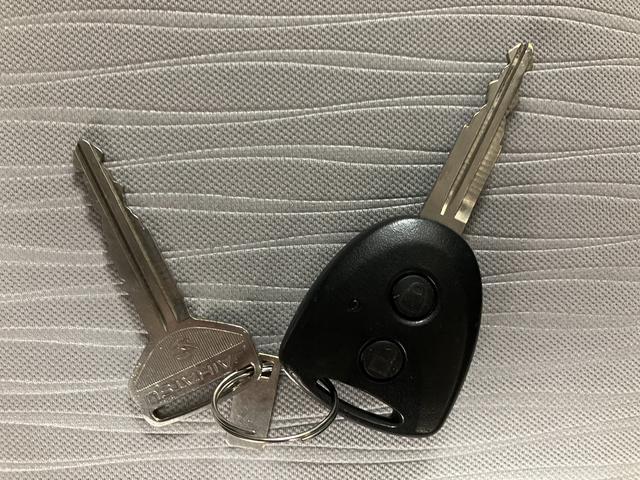 ミライースL SAIII/サポカーSワイド適合/1年保証/車検整備付/1年間走行距離無制限保証 車検整備付 社外品1DINタイプCDチューナー キーレスエントリー 前後コーナーセンサー アイドリングストップ機能 13インチフルホイールキャップ デジタルメーター(大阪府)の中古車