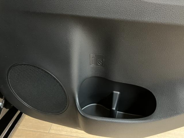 ミライースL SAIII/サポカーSワイド適合/1年保証/車検整備付/1年間走行距離無制限保証 車検整備付 社外品1DINタイプCDチューナー キーレスエントリー 前後コーナーセンサー アイドリングストップ機能 13インチフルホイールキャップ デジタルメーター(大阪府)の中古車