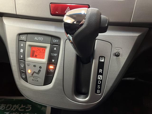 ムーヴカスタム　Ｘリミテッド／１年保証／車検整備付／ナビ／Ｂカメラ１年間走行距離無制限保証　車検整備付　ワンセグナビ　バックカメラ　ＥＴＣ　キーフリー　チルトステアリング　運転席シートリフター　ディスチャージヘッドライト　フロントフォグランプ　トップシェイドガラス（大阪府）の中古車