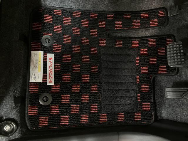 ムーヴカスタム　Ｘリミテッド／１年保証／車検整備付／ナビ／Ｂカメラ１年間走行距離無制限保証　車検整備付　ワンセグナビ　バックカメラ　ＥＴＣ　キーフリー　チルトステアリング　運転席シートリフター　ディスチャージヘッドライト　フロントフォグランプ　トップシェイドガラス（大阪府）の中古車