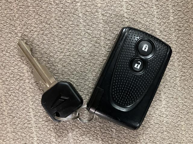 ムーヴＸ／認定中古車／１年間走行距離無制限保証／車検整備付／ＡＵＸ１年間走行距離無制限保証　車検整備付　純正フルセグナビ　革巻きステアリング　オートエアコン　キーフリーシステム　アイドルストップ機能　１４インチアルミホイール　ハロゲンヘッドライト（大阪府）の中古車