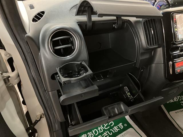 タントカスタムRS/1年保証/ナビ/バックカメラ/ETC/キーフリ1年間走行距離無制限保証 車検整備付 フルセグナビ バックカメラ ETC オートエアコン MOMO社製革巻きステアリング キーフリー 左側パワースライドドア トップシェイドガラス 15インチアルミ(大阪府)の中古車