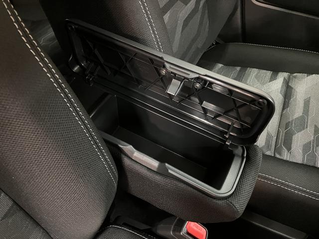 タフトＧ　ダーククロムベンチャー／サポカーＳワイド適合／新車保証継新車保証継承　バックカメラ対応　ＵＳＢ　前席シートヒーター　ＬＥＤヘッドライト　ＬＥＤフォグランプ　チルトステアリング　運転席シートリフター　革巻ステアリング　ＡＣＣ　ＬＫＣ　１５インチアルミ（大阪府）の中古車