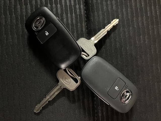 ハイゼットトラックジャンボエクストラ／サポカーＳワイド適合／新車保証継承／新車保証継承　フルセグナビ　バックカメラ　ナビ連動前後ドラレコ　ＵＳＢ　ＥＴＣ　オートライト　キーフリー　電動格納式ドアミラー　パワーウインドウ　前後コーナーセンサー　ＬＥＤヘッドライト（大阪府）の中古車