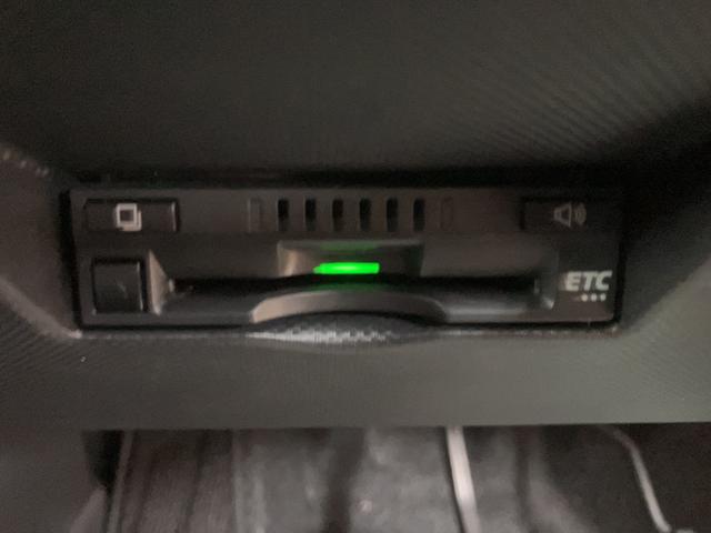 ロッキーＧ／サポカーＳワイド適合／１年保証／ＡＣＣ／ＬＫＣ／ＥＴＣ１年間走行距離無制限保証　９インチナビ　バックカメラ　ナビ連動前後ドラレコ　ＡＣＣ　ＬＫＣ　キーフリー　前後コーナーセンサー　フロントシートヒーター　１７インチアルミホイール　オートライト（大阪府）の中古車