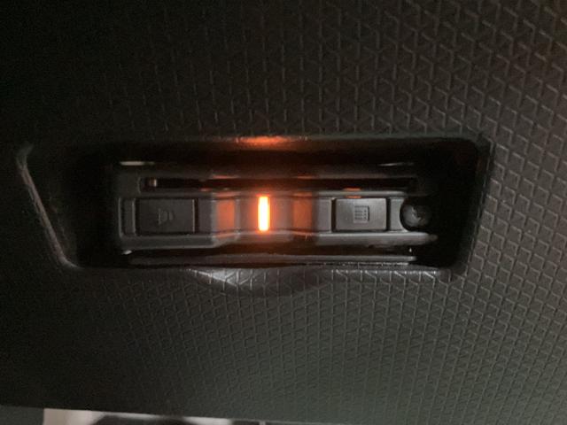 タントカスタムＸスタイルセレクション／１年保証／新車保証継承／１年間走行距離無制限保証　新車保証継承　フルセグナビ　バックカメラ　前後ドラレコ　両側パワースライドドア　ＬＥＤヘッドライト　ＬＥＤフォグランプ　ＥＴＣ　キーフリー　１４インチアルミホイール（大阪府）の中古車