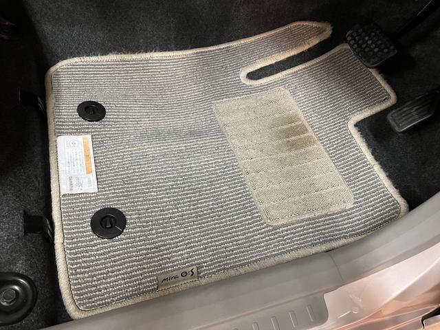 ミライースＸ　メモリアルエディション／認定中古車／１年保証／車検整備付１年間走行距離無制限保証　車検整備付　７インチフルセグナビ　ＥＴＣ　キーレスエントリー　デジタルメーター　アイドルストップ機能　ハロゲンヘッドライト　電動格納式ドアミラー　１４インチアルミホイール（大阪府）の中古車