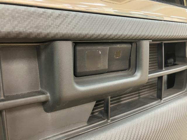 ムーヴカスタム　Ｘ　ＳＡ／認定中古車／ナビ／バックカメラ／キーフリ１年間走行距離無制限保証　車検整備付　衝突回避支援ブレーキ機能　誤発進抑制制御機能　フルセグナビ　バックカメラ　１４インチアルミホイール　ＬＥＤヘッドライト　ＬＥＤフォグランプ　キーフリーシステム（大阪府）の中古車