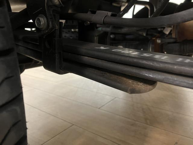 ハイゼットトラックスタンダード/サポカーSワイド適合/1年保証/車検整備付1年間走行距離無制限保証 車検整備付 AM/FMラジオ パワーステアリング エアコン 前後コーナーセンサー アイドルストップ機能 オートライト 3方開 ガードフレームプロテクター(大阪府)の中古車