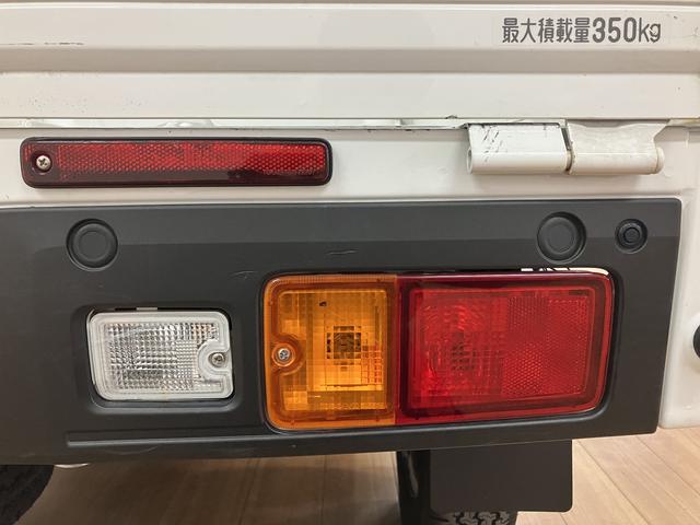 ハイゼットトラックスタンダード/サポカーSワイド適合/1年保証/車検整備付1年間走行距離無制限保証 車検整備付 AM/FMラジオ パワーステアリング エアコン 前後コーナーセンサー アイドルストップ機能 オートライト 3方開 ガードフレームプロテクター(大阪府)の中古車