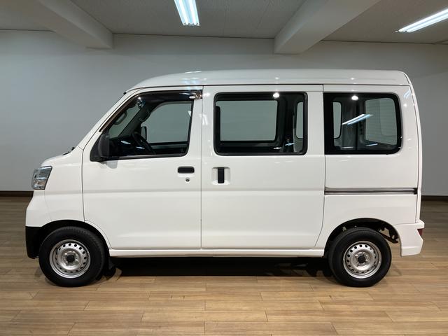 ハイゼットカーゴスペシャルSAIII/認定中古車/1年保証/車検整備付/AT1年間走行距離無制限保証 車検整備付 AM・FMラジオ エアコン パワーステアリング トップシェイドガラス ETC アイドルストップ機能 オートハイビーム 4速AT LEDヘッドライト(大阪府)の中古車