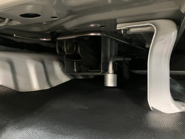 ハイゼットカーゴスペシャルSAIII/認定中古車/1年保証/車検整備付/AT1年間走行距離無制限保証 車検整備付 AM・FMラジオ エアコン パワーステアリング トップシェイドガラス ETC アイドルストップ機能 オートハイビーム 4速AT LEDヘッドライト(大阪府)の中古車