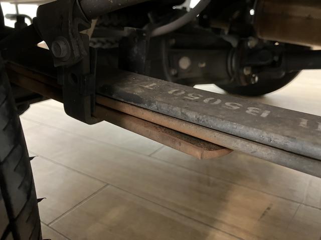 ハイゼットトラックスタンダード/認定中古車/1年間走行距離無制限保証/車検整備車検整備付 エアコン パワーステアリング 3方開 ハロゲンヘッドライト AMラジオ 4速オートマチック車 1年間走行距離無制限保証(大阪府)の中古車