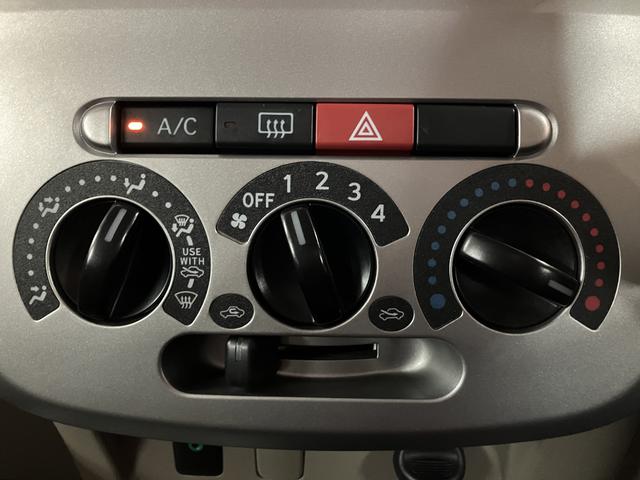 タントＸスペシャル／１年間走行距離無制限保証／ワンセグナビ／ＥＴＣ１年間走行距離無制限保証　車検整備付　７インチワンセグナビ　ＥＴＣ　左側スライドドア　キーフリーシステム　ＣＤ　ＡＵＸ端子　ハロゲンヘッドライト　１４インチフルホイールキャップ（大阪府）の中古車