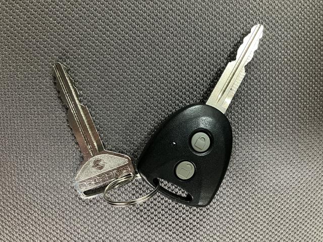 ミライースＸ　ＳＡ／認定中古車／１年保証／車検整備付／ＣＤ／キーレス１年間走行距離無制限保証　車検整備付　ＣＤステレオ　キーレスエントリー　１４インチアルミホイール　デジタルメーター　スモークガラス　アイドルストップ機能　ハロゲンヘッドライト（大阪府）の中古車