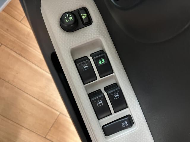 ミラココアココアプラスＸ／認定中古車／１年間走行距離無制限保証／ＥＴＣ１年間走行距離無制限保証　ＣＤチューナー　キーフリーシステム　スモークガラス　社外品フロントドラレコ　ＥＴＣ　オートエアコン（大阪府）の中古車