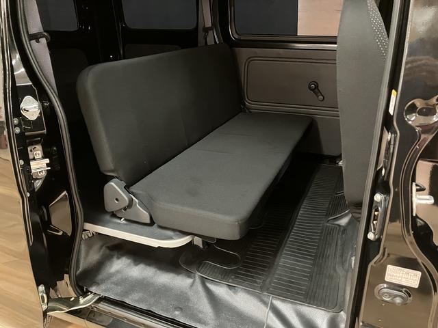 ハイゼットカーゴデラックスSAIII/認定中古車/LEDヘッド/1年保証サポカーSワイド適合 1年間走行距離無制限保証 キーレスエントリー オートライト LEDヘッドライト・フォグランプ アイドルストップ機能 オーバーヘッドシェルフ リヤコーナーセンサー(大阪府)の中古車