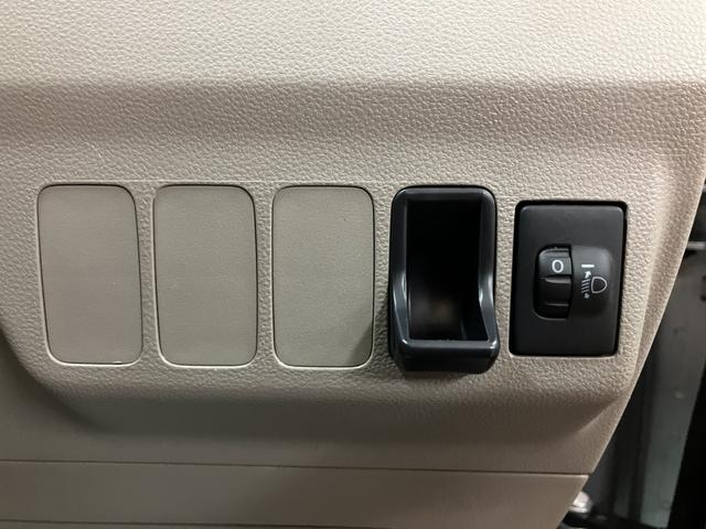 ミラＸリミテッド　ＥＲ／認定中古車／１年保証／車検整備付／ＰＷ１年間走行距離無制限保証　車検整備渡し　ＣＤステレオ　電動格納式ドアミラー　１３インチフルホイールキャップ　ハロゲンヘッドライト　キーレスエントリー　チルトステアリング　運転席シートリフター（大阪府）の中古車