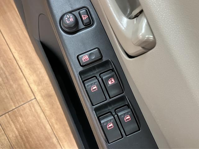 ミラＸリミテッド　ＥＲ／認定中古車／１年保証／車検整備付／ＰＷ１年間走行距離無制限保証　車検整備渡し　ＣＤステレオ　電動格納式ドアミラー　１３インチフルホイールキャップ　ハロゲンヘッドライト　キーレスエントリー　チルトステアリング　運転席シートリフター（大阪府）の中古車