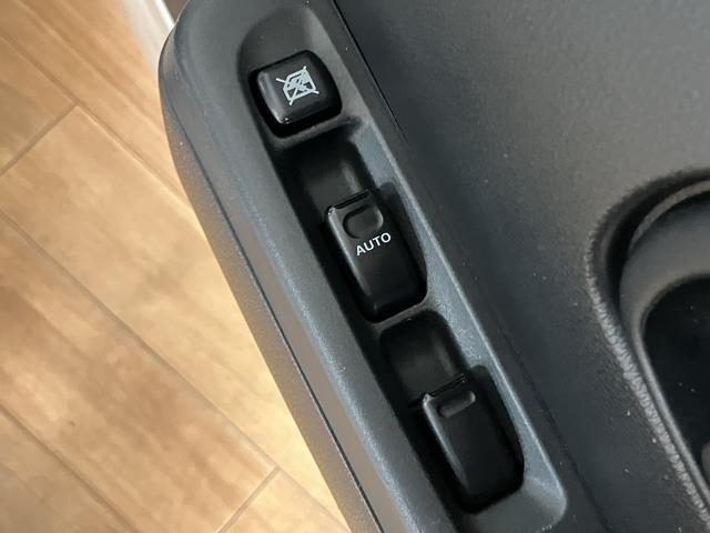 ハイゼットトラックスタンダード/認定中古車/1年保証/4速AT/AC/PS/1年間走行距離無制限保証 AM/FMラジオ エアコン パワーステアリング パワーウインドウ キーレスエントリー オートライト ETC 3方開 ゲートプロテクター ガードフレームプロテクター 4速AT(大阪府)の中古車