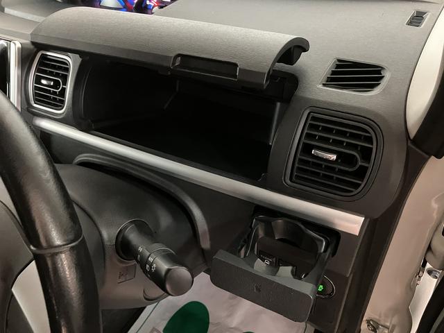 タントカスタムＲＳ／認定中古車／１年保証／ナビ／ＬＥＤヘッドライト１年間走行距離無制限保証　ワンセグナビ　ＵＳＢ　両側パワースライドドア　革巻ステアリング　キーフリー　アイドルストップ機能　オートライト　ＬＥＤヘッドライト　フロントフォグランプ　１５インチアルミ（大阪府）の中古車