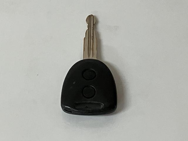 ハイゼットカーゴデラックスSAIII/認定中古車/ナビ/Bカメラ/ドラレコサポカーSワイド適合 1年間走行距離無制限保証 フルセグナビ バックカメラ ナビ連動前ドラレコ ETC キーレスエントリー トップシェイドガラス オートハイビーム リヤコーナーセンサー USB 4AT(大阪府)の中古車