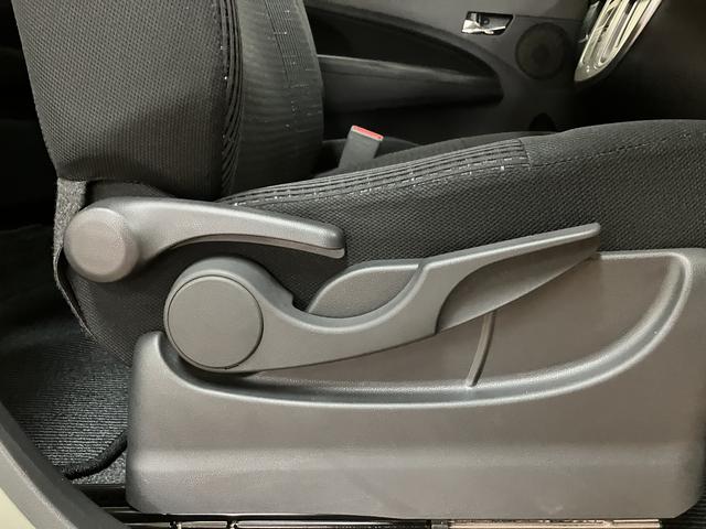 ムーヴカスタム　ＲＳ／１年保証／車検整備渡し／ナビ／ＥＴＣ／ＵＳＢ１年間走行距離無制限保証　車検整備渡し　社外ワンセグナビ　ＥＴＣ　ＭＯＭＯ社製革巻きステアリング　オートライト　ＬＥＤヘッドライト　Ｆフォグランプ　キーフリー　トップシェイドガラス　１５インチアルミ（大阪府）の中古車