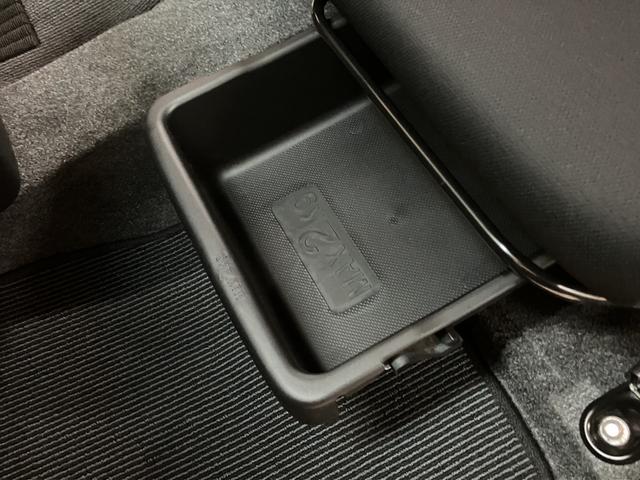 ムーヴカスタム　ＲＳ／１年保証／車検整備渡し／ナビ／ＥＴＣ／ＵＳＢ１年間走行距離無制限保証　車検整備渡し　社外ワンセグナビ　ＥＴＣ　ＭＯＭＯ社製革巻きステアリング　オートライト　ＬＥＤヘッドライト　Ｆフォグランプ　キーフリー　トップシェイドガラス　１５インチアルミ（大阪府）の中古車