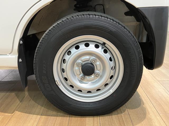 ハイゼットカーゴスペシャルクリーン／認定中古車／１年保証／車検整備渡し／認定中古車　１年間走行距離無制限保証　車検整備渡し　ＡＭ／ＦＭラジオ　エアコン　パワーステアリング　パワードアロック　４速オートマチック車　ハイルーフ（大阪府）の中古車