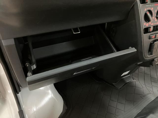 ハイゼットカーゴスペシャルクリーン／認定中古車／１年保証／車検整備渡し／認定中古車　１年間走行距離無制限保証　車検整備渡し　ＡＭ／ＦＭラジオ　エアコン　パワーステアリング　パワードアロック　４速オートマチック車　ハイルーフ（大阪府）の中古車
