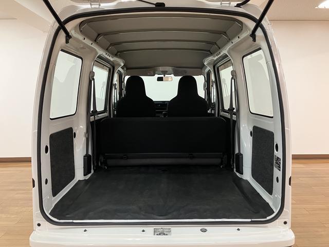 ハイゼットカーゴスペシャルクリーン／認定中古車／１年保証／車検整備渡し／認定中古車　１年間走行距離無制限保証　車検整備渡し　ＡＭ／ＦＭラジオ　エアコン　パワーステアリング　パワードアロック　４速オートマチック車　ハイルーフ（大阪府）の中古車