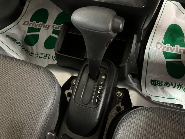 ハイゼットトラックハイルーフＳＡIIIｔ／認定中古車／１年保証／３方開／４ＡＴ衝突回避支援ブレーキ　先行車発進お知らせ機能　車線逸脱警報　横滑り防止装置　１年間走行距離無制限保証　３方開　４速オートマチック車　ハイルーフ　エアコン　パワーステアリング　ゲートプロテクター（大阪府）の中古車