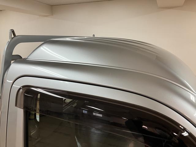 ハイゼットトラックハイルーフＳＡIIIｔ／認定中古車／１年保証／３方開／４ＡＴ衝突回避支援ブレーキ　先行車発進お知らせ機能　車線逸脱警報　横滑り防止装置　１年間走行距離無制限保証　３方開　４速オートマチック車　ハイルーフ　エアコン　パワーステアリング　ゲートプロテクター（大阪府）の中古車
