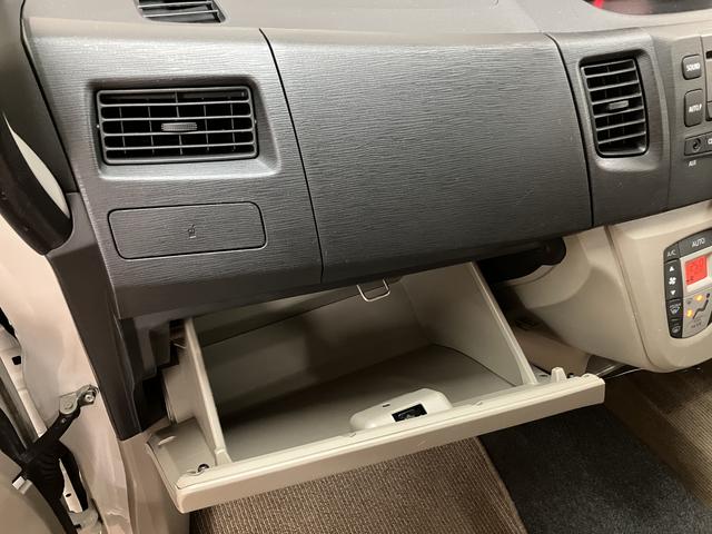 ムーヴＬ／認定中古車／１年保証／車検整備付／ＣＤ／ＥＴＣ／ドラレコ１年間走行距離無制限保証　車検整備付　ＡＵＸ端子付ＣＤステレオ　ＥＴＣ　キーレスエントリー　エコアイドル　社外フロントドライブレコーダー　オートエアコン　ハロゲンヘッドライト　社外１４インチアルミ（大阪府）の中古車