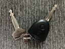 １年間走行距離無制限　車検整備付　フルセグナビ　ＥＴＣ　ＵＳＢ　Ｂｌｕｅｔｏｏｔｈ　キーレスエントリー　オートハイビーム　前後コーナーセンサー　ＬＥＤヘッドライト　１４インチフルホイールキャップ（大阪府）の中古車