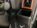 新車保証継承　フルセグナビ　ステアリングスイッチ　ＵＳＢ　バックカメラ　ナビ連動前後ドラレコ　ＥＴＣ　革巻ステアリング　両席シートヒーター　前後コーナーセンサー　オートライト　キーフリー　アルミ（大阪府）の中古車