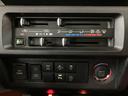 新車保証継承　４ＷＤ　純正ナビ　バックカメラ　ナビ連動前後ドラレコ　オートライト　ＥＴＣ　電動格納式ドアミラー　キーフリー　デフロック　スマートインナーミラー　前後コーナーセンサー　工具箱　３方開（大阪府）の中古車