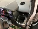 新車保証継承　オートエアコン　オートハイビーム　ワイドＤＶＤ／ＵＳＢチューナー　Ｐカメラ　ＥＴＣ　オートライト　オートハイビーム　キーフリー　トップシェイドガラス　ＬＥＤヘッドライト　１４インチアルミ（大阪府）の中古車