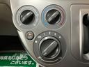１年間走行距離無制限保証　車検整備渡し　ＣＤステレオ　電動格納式ドアミラー　１３インチフルホイールキャップ　ハロゲンヘッドライト　キーレスエントリー　チルトステアリング　運転席シートリフター（大阪府）の中古車