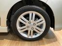 １年間走行距離無制限保証　車検整備渡し　社外ワンセグナビ　ＥＴＣ　ＭＯＭＯ社製革巻きステアリング　オートライト　ＬＥＤヘッドライト　Ｆフォグランプ　キーフリー　トップシェイドガラス　１５インチアルミ（大阪府）の中古車
