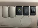 １年間走行距離無制限保証　ＡＵＸ端子付ＣＤステレオ　キーレスエントリー　オートエアコン　電動格納式ドアミラー　ベンチシート　１４インチフルホイールキャップ　横開きバックドア（大阪府）の中古車