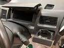 １年間走行距離無制限保証　ＡＵＸ端子付ＣＤステレオ　キーレスエントリー　オートエアコン　電動格納式ドアミラー　ベンチシート　１４インチフルホイールキャップ　横開きバックドア（大阪府）の中古車