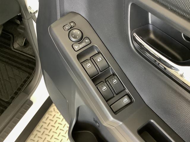 タフトＧ　アダプティブクルーズコントロール　前後コーナーセンサー走行無制限１年保証　前後コーナーセンサー　アダプティブクルーズコントロール　前席シートヒーター　オートマチックハイビーム　オートブレーキホールド　スカイフィールトップ　１５インチ純正アルミホイール（兵庫県）の中古車