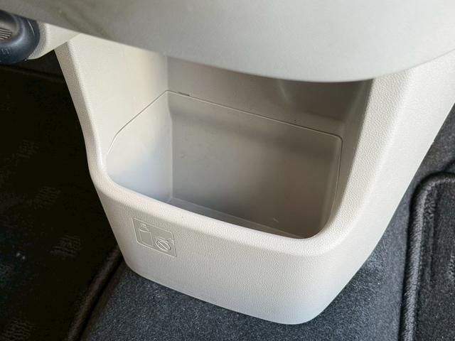 ムーヴＬ　ＳＡIII走行無制限１年保証　衝突被害軽減システム　横滑り防止装置　ＣＤ　ラジオ　ＡＵＸ　キーレスエントリー　オートマチックハイビーム　電動格納ドアミラー　アイドリングストップ　アクセサリーソケット（兵庫県）の中古車