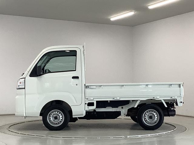 ハイゼットトラックスタンダード　４ＷＤ　５ＭＴ　前後コーナーセンサー　ラジオ走行無制限１年保証　前後コーナーセンサー　４ＷＤ　ＭＴ車　３方開　アイドリングストップ　横滑り防止装置　オートライト　ヘッドライトレベライザー　アクセサリーソケット　スペアタイヤ　ラジオ（兵庫県）の中古車